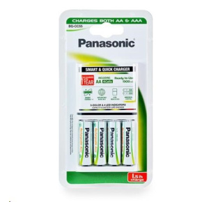 PANASONIC Smart&Quick nabíječka BQ CC55 K-KJ55MGD40E vhodné pro AA/AAA (vč. 4x nabíjecí AA) 1,5 - 3h (Blistr 1ks)