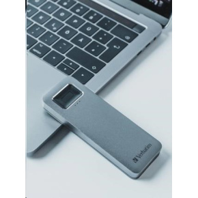 VERBATIM externí SSD 512GB, Executive Fingerprint Secure SSD, USB 3.2 Gen 1/USB-C, (W:356 MB/s, R:344 MB/s), šedá VERBATIM externí SSD 512GB, Executive Fingerprint Secure SSD, USB 3.2 Gen 1/USB-C, (W:356 MB/s, R:344 MB/s), šedá