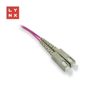 LYNX duplexní patch kabel MM, OM4, SC/SC, 50/125µm, 0,5m LYNX duplexní patch kabel MM, OM4, SC/SC, 50/125µm, 0,5m